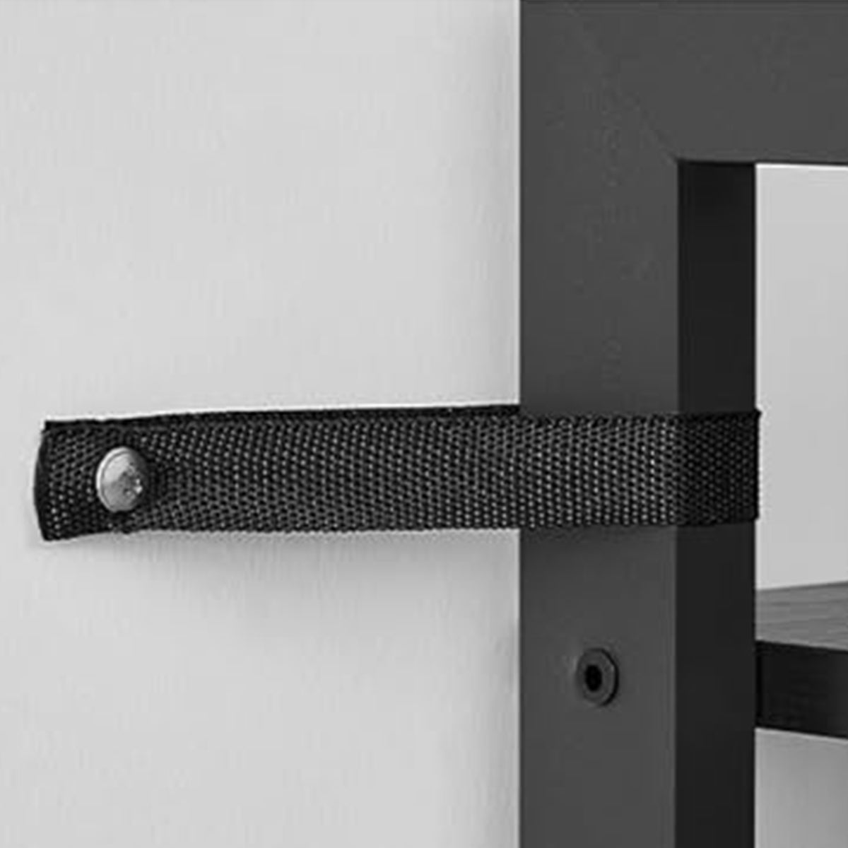 Biblioteca escalera 5 estantes industrial negra